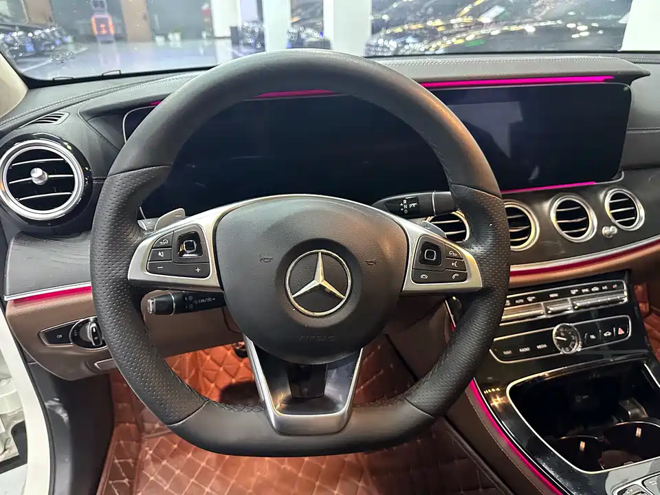 Mercedes-Benz E-class Mercedes-Benz E-class