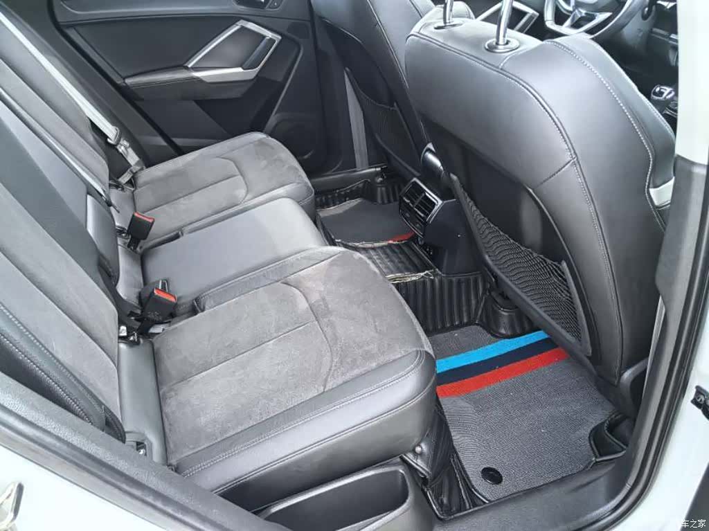 Audi Q3, 2023 14