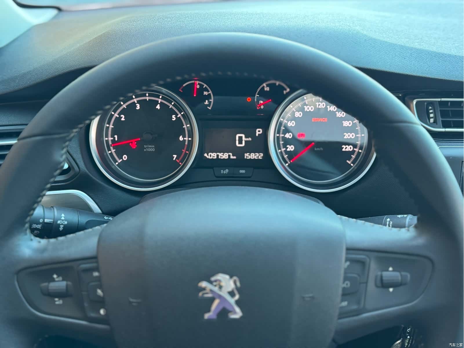 Peugeot 408, 2018 8