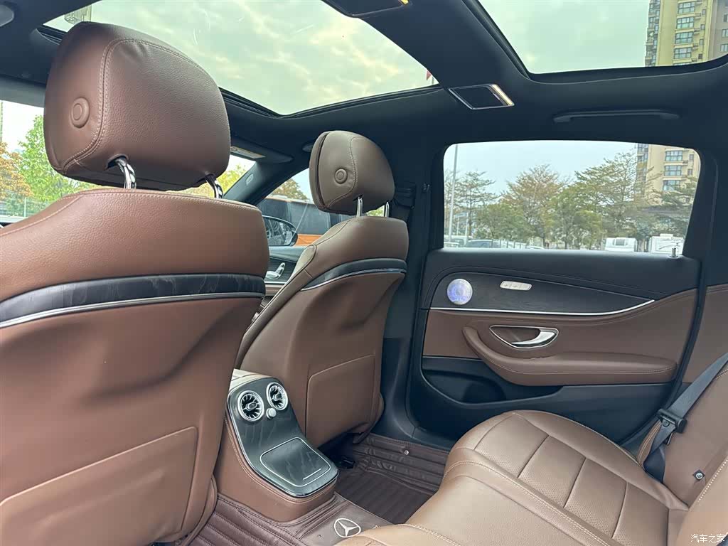 Mercedes-Benz E-Class, 2021 12