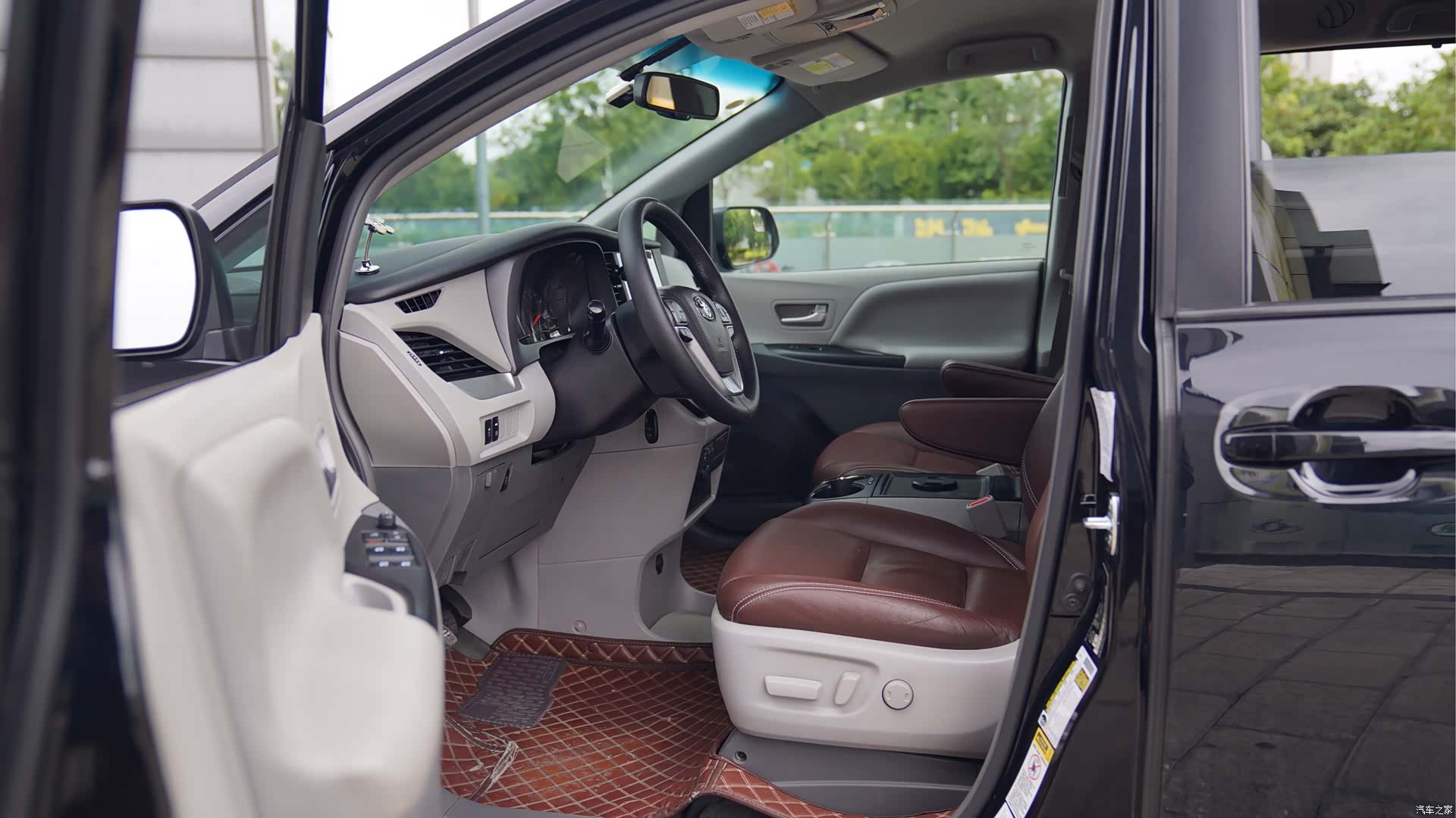 Toyota Sienna, 2017 4