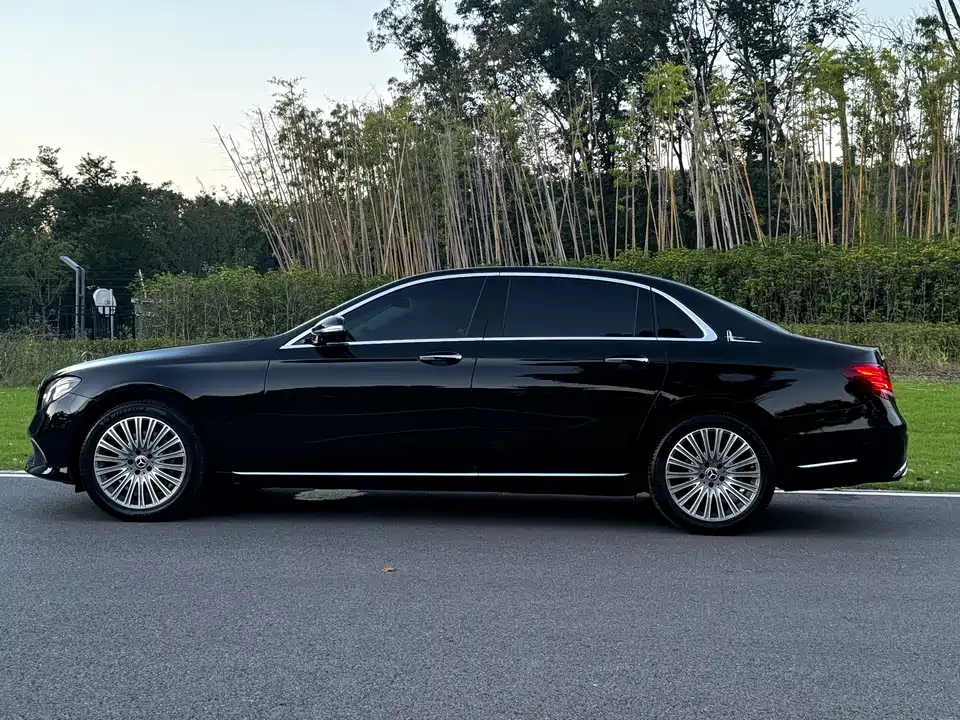 Mercedes-Benz E-class Mercedes-Benz E-class