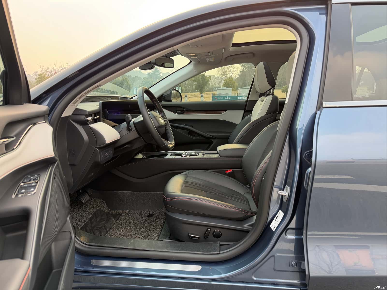 Ford Mondeo, 2022 все фото