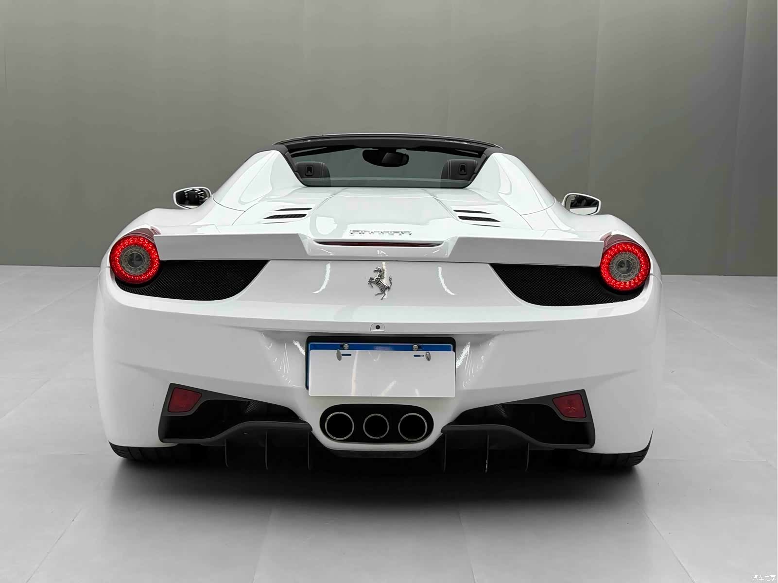 Ferrari 458, 2013 7