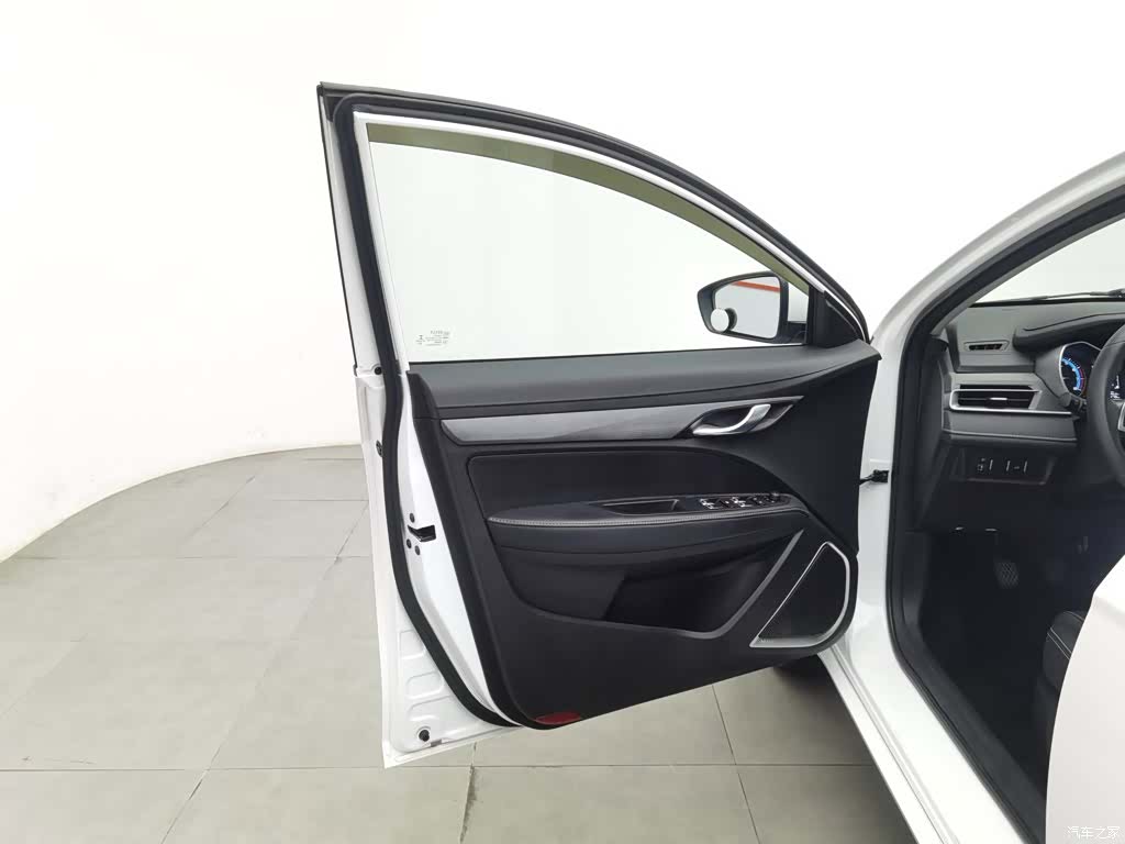 Geely Emgrand, 2021 8