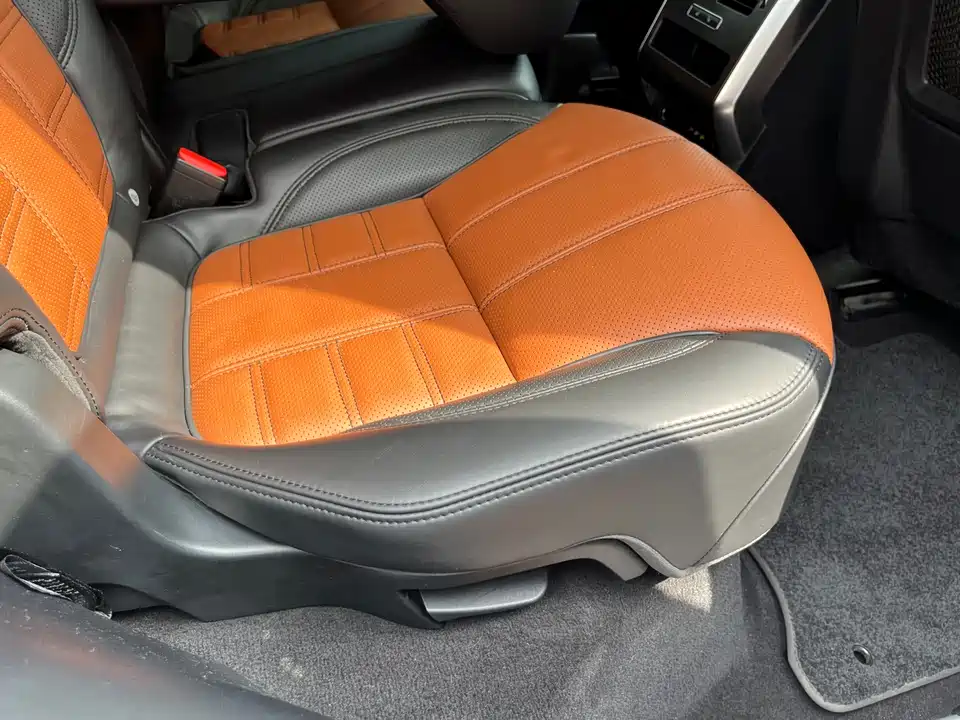 Land Rover Range Rover Sport Land Rover Range Rover Sport