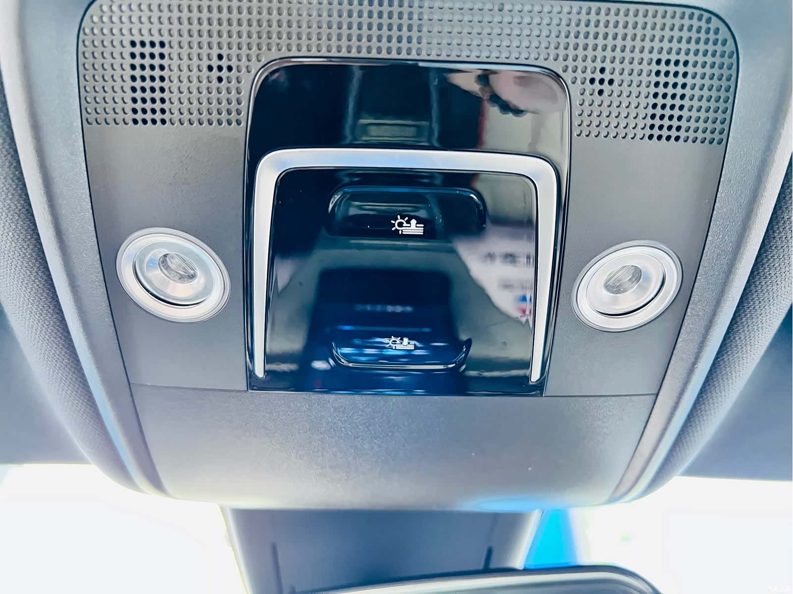 BYD Dolphin, 2023 15