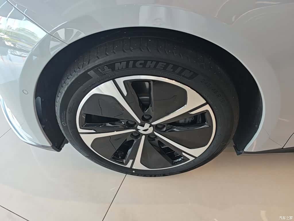 NIO ET5, 2023 23