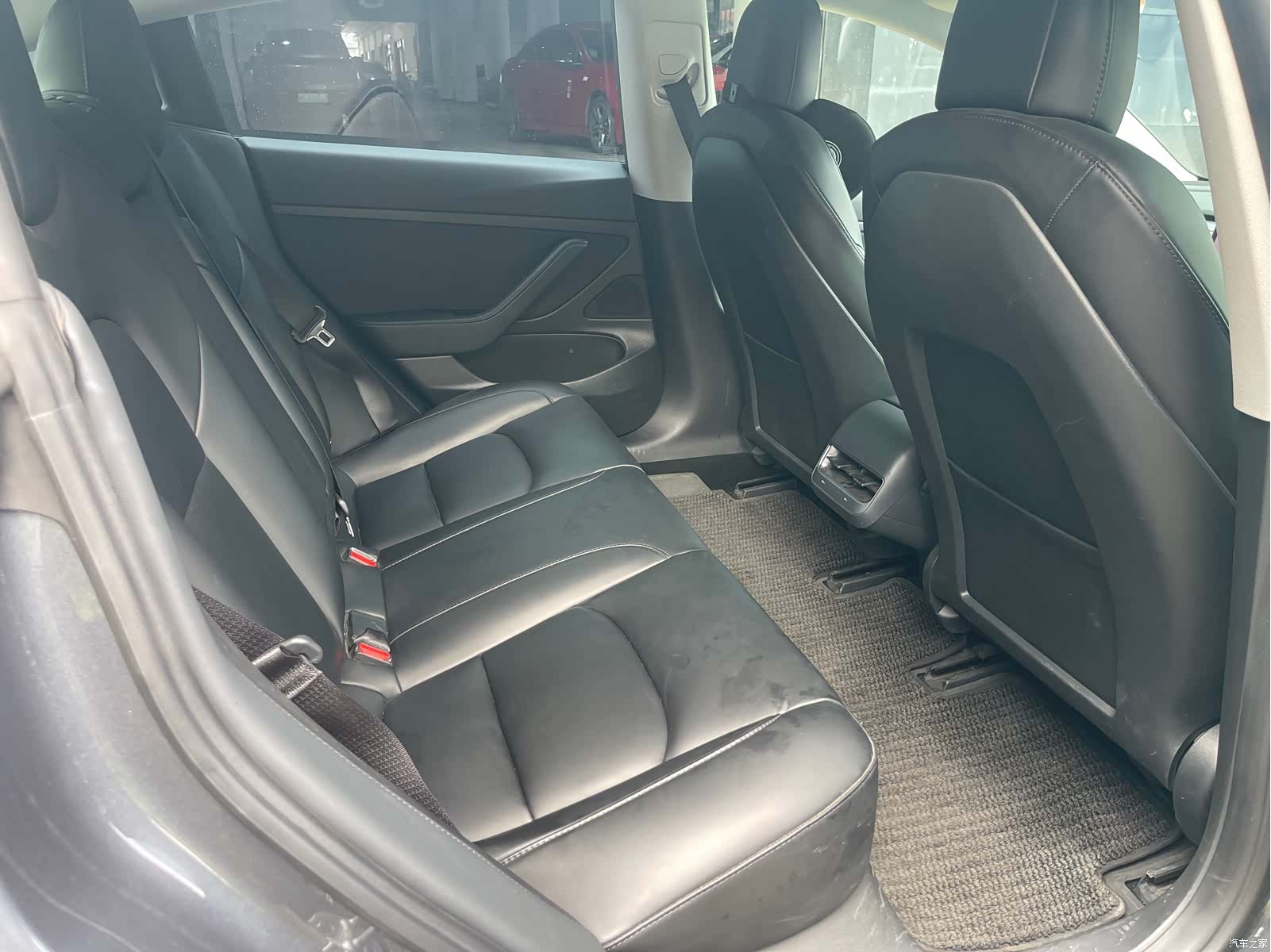 Tesla Model 3, 2020 9