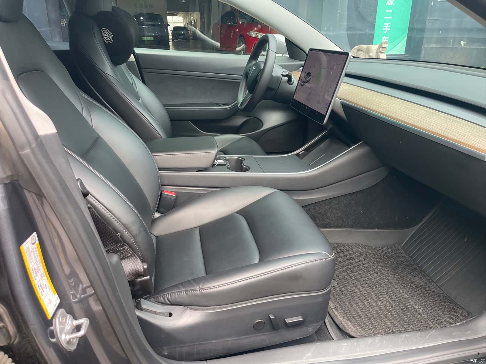 Tesla Model 3, 2020 10