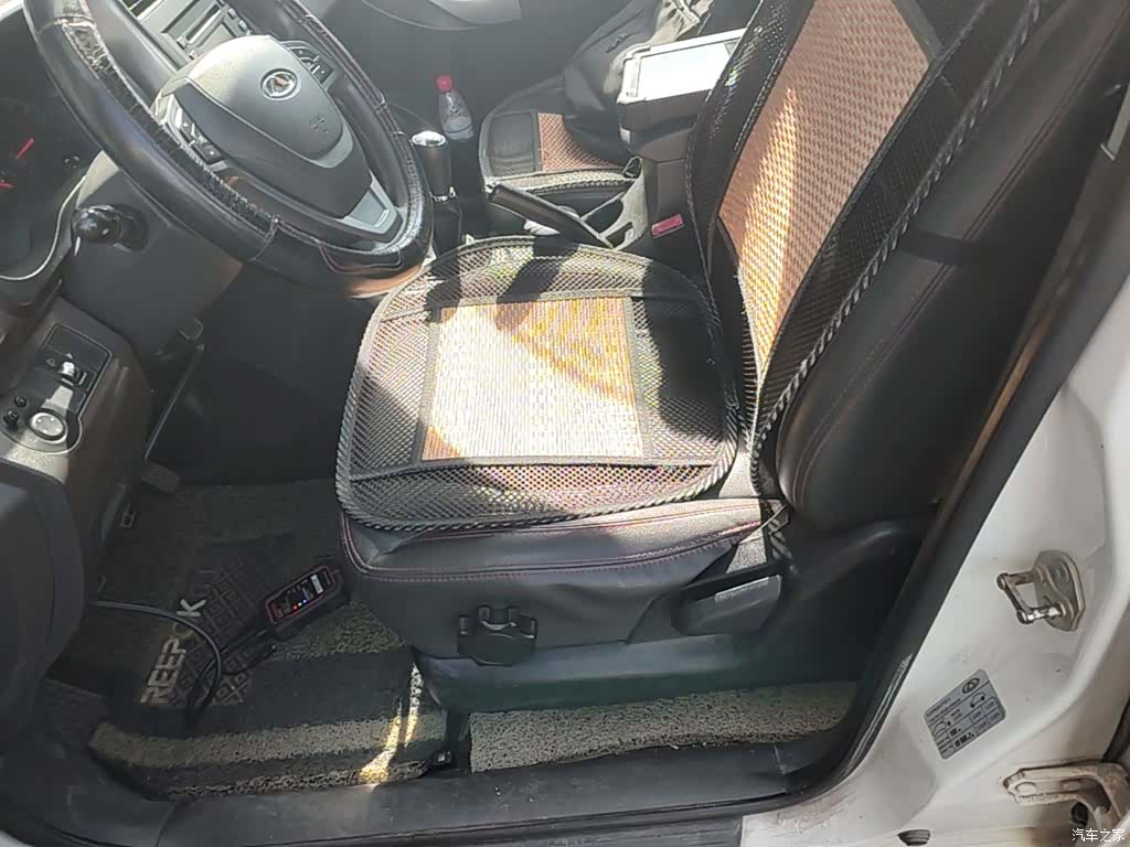 Chery 3, 2015 15