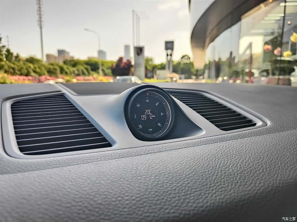 Porsche Cayenne, 2021 10