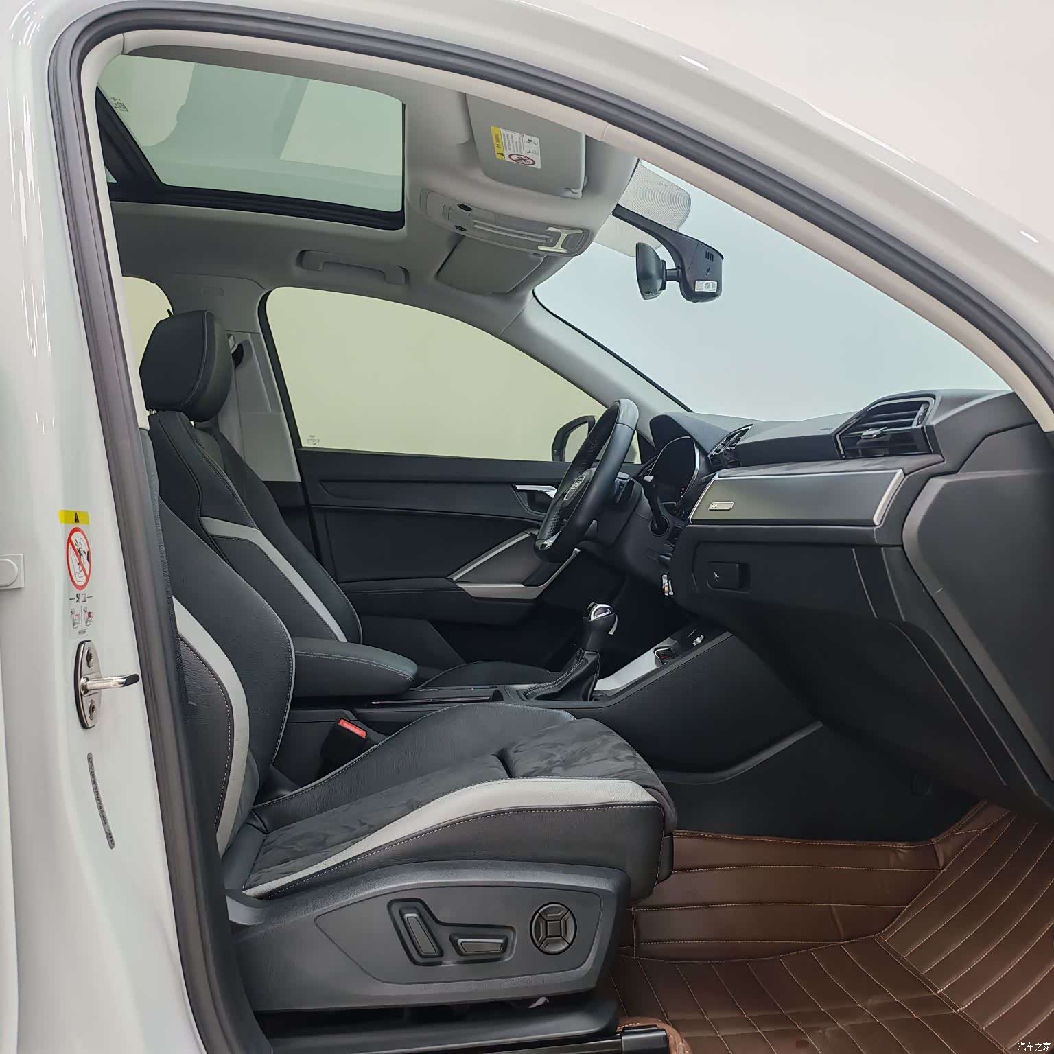 Audi Q3, 2022 9