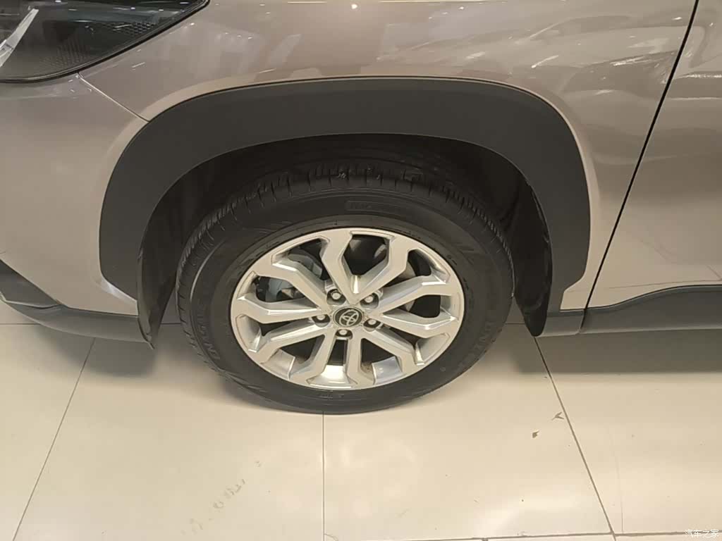 Toyota Frontlander, 2025 25
