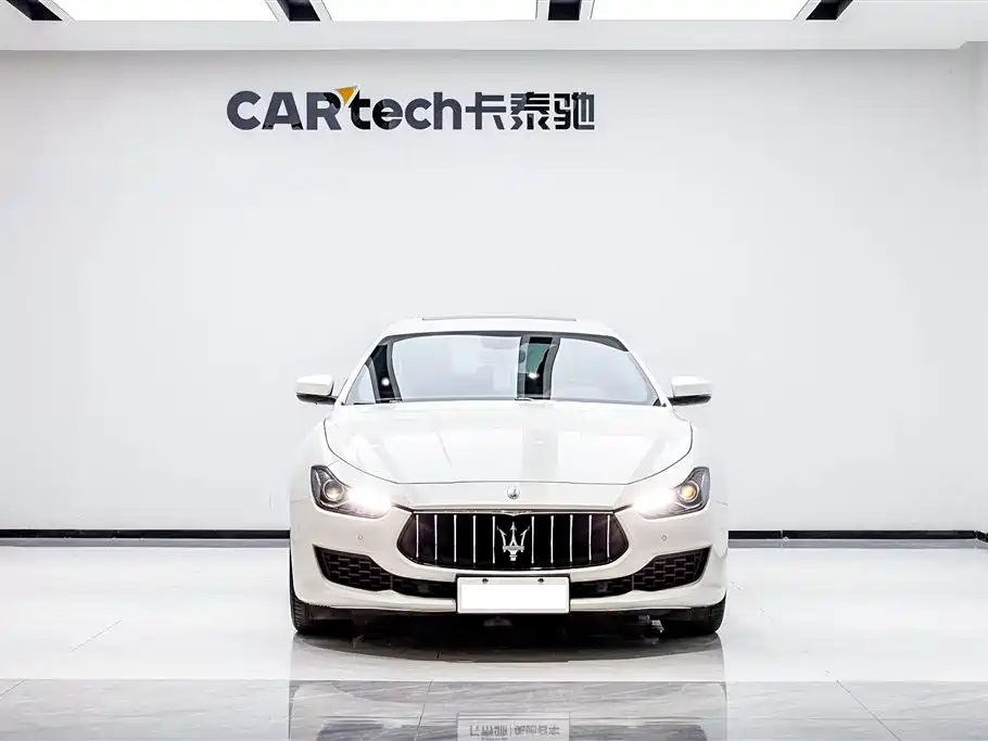 Maserati Ghibli Maserati Ghibli