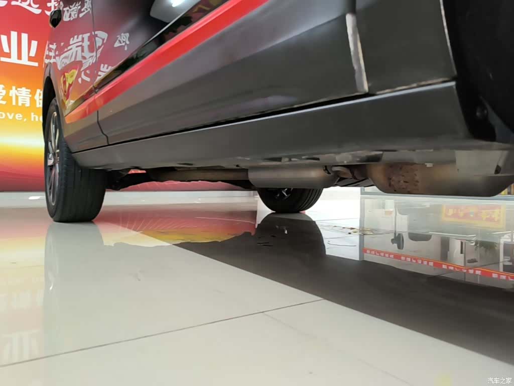 DongFeng AX7, 2022 21