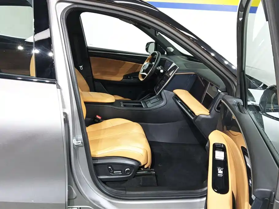 Geely Galaxy Galaxy L7