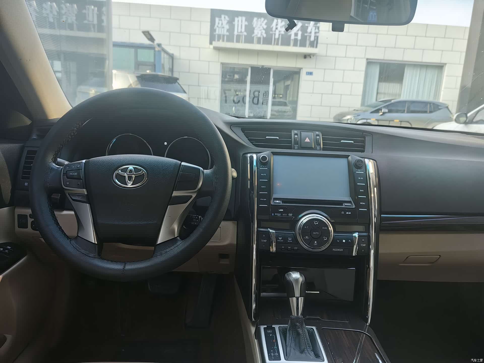 Toyota 2.5S, 2012 8
