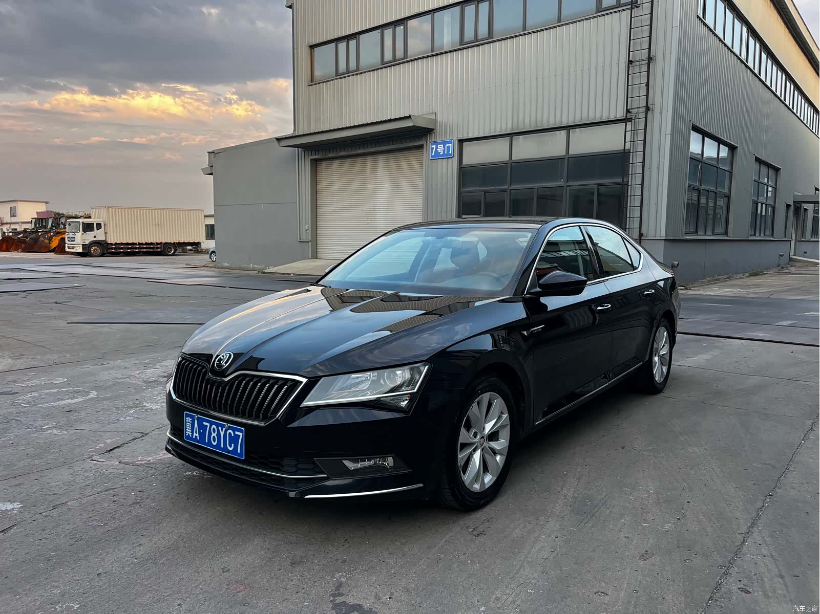Skoda Superb, 2018 1