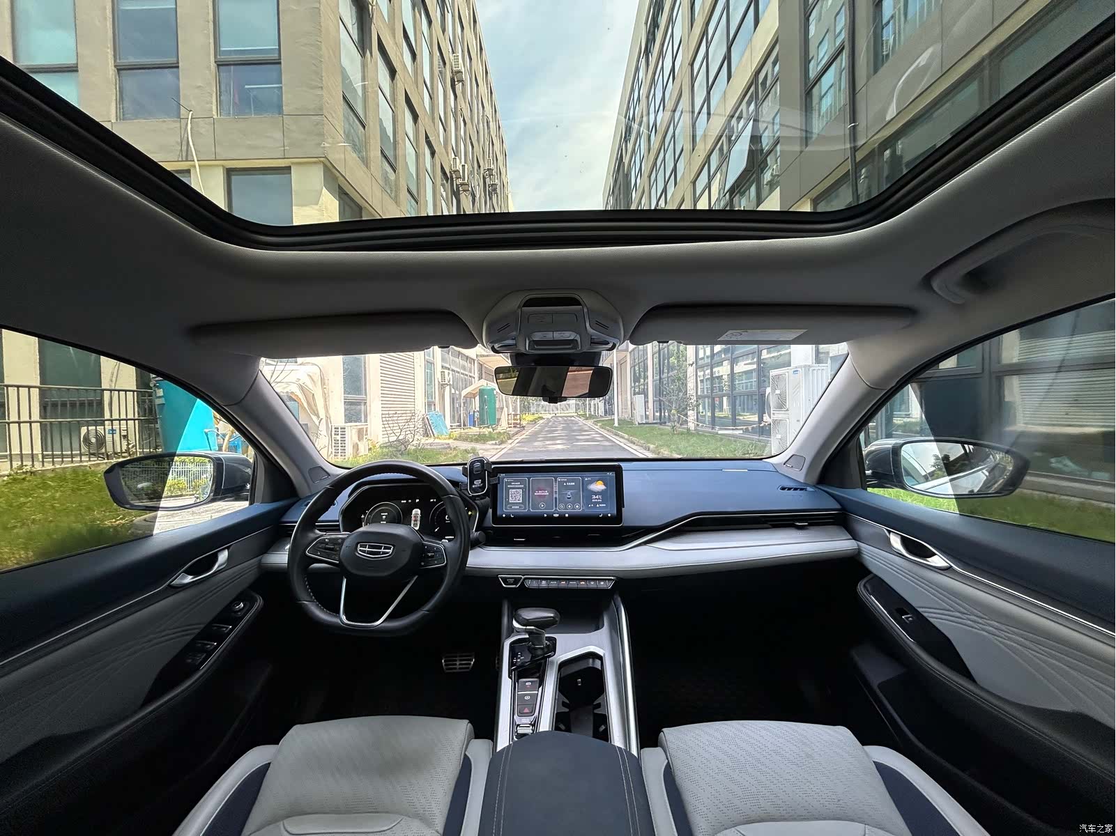 Geely Preface, 2022 9