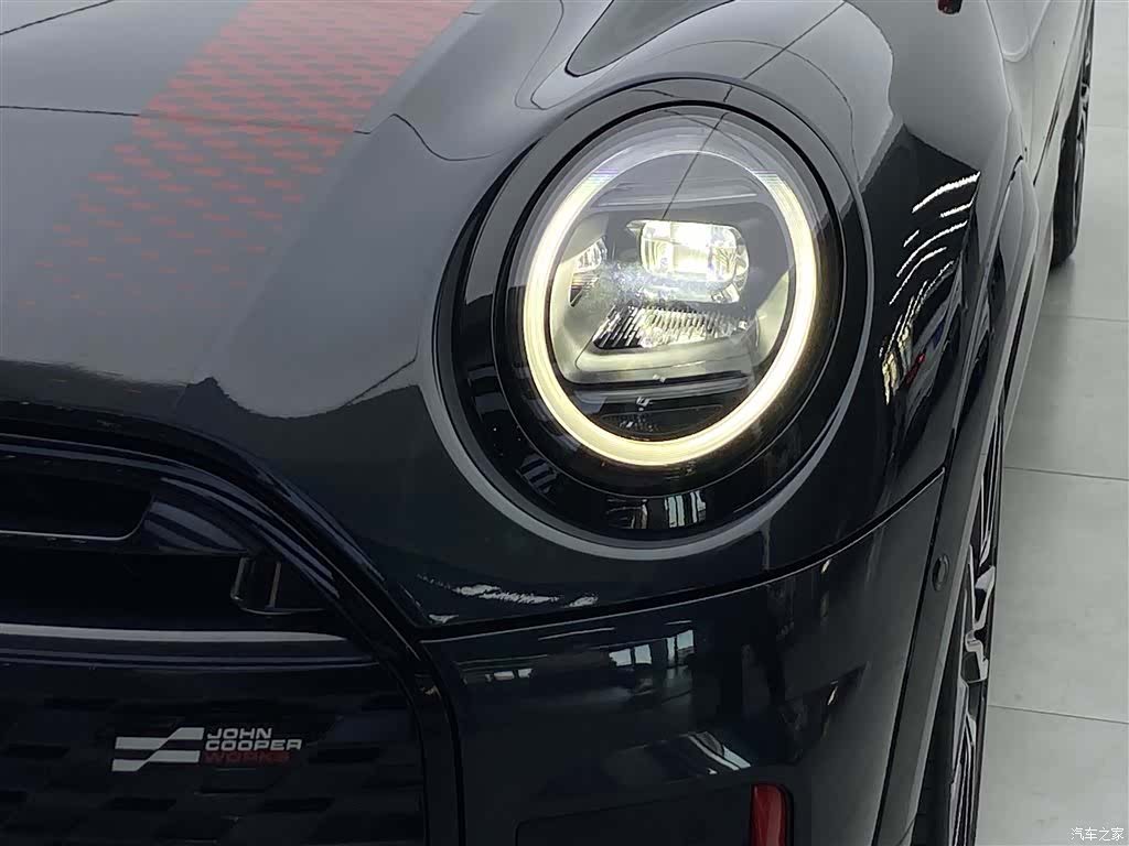 Mini Cooper, 2025 29