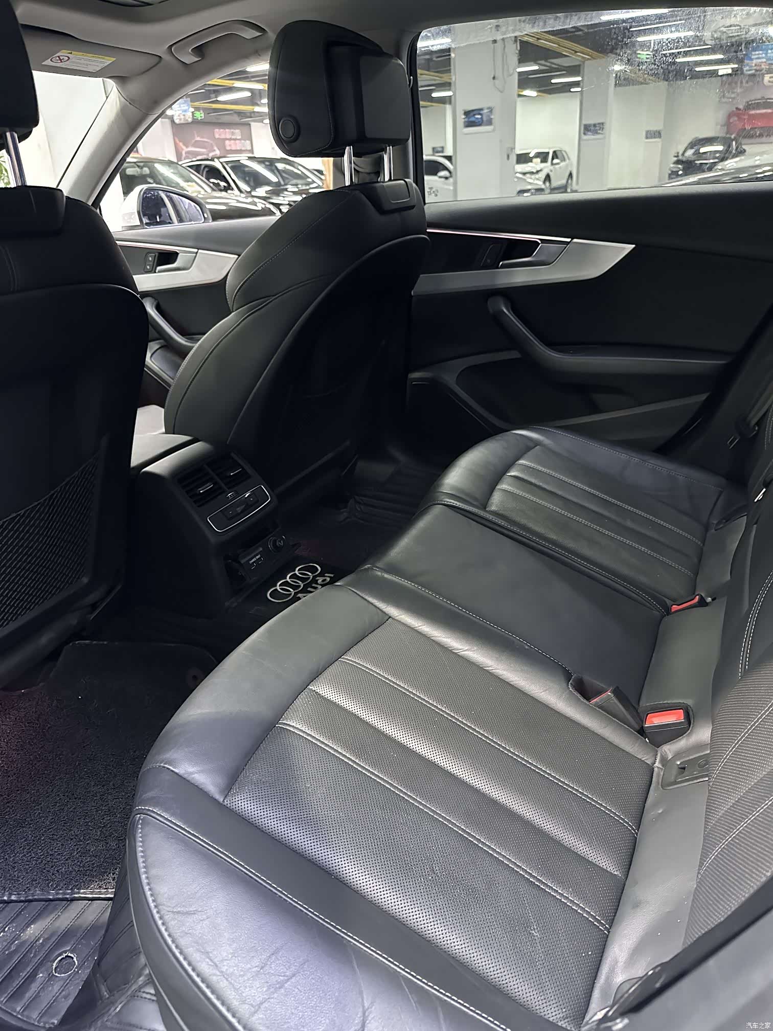 Audi A4L, 2020 4