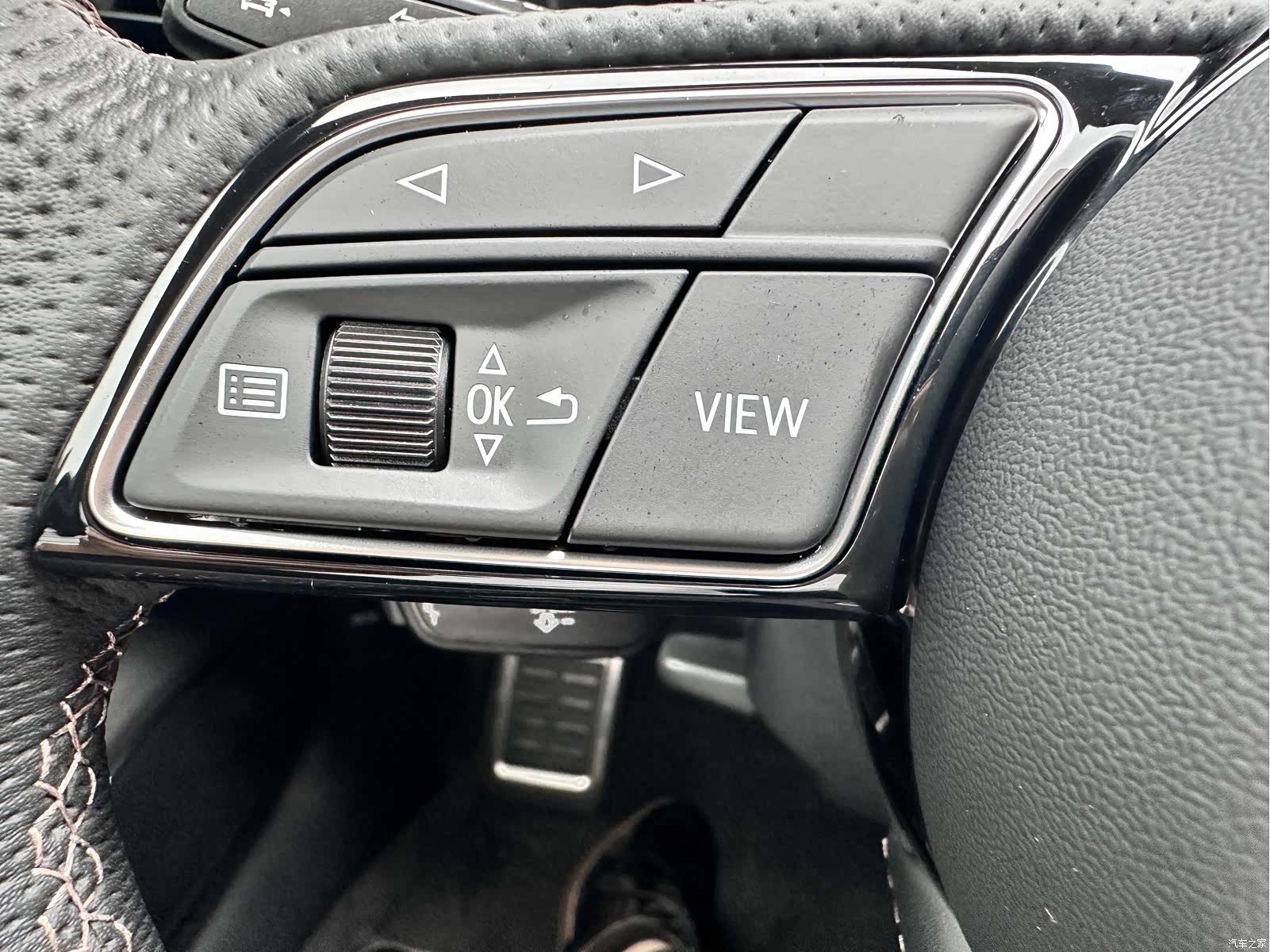 Audi A4L, 2024 9
