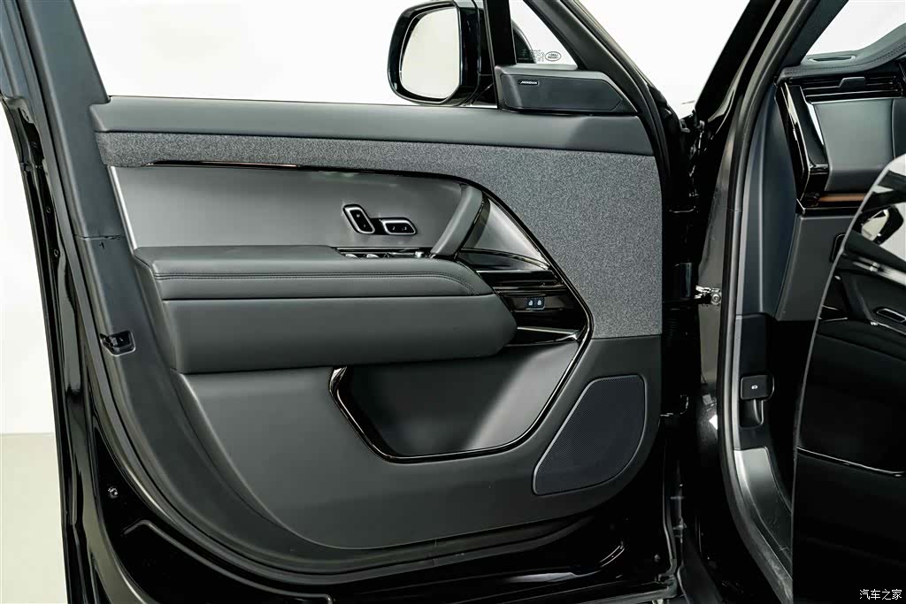 Land Rover Range Rover, 2024 17