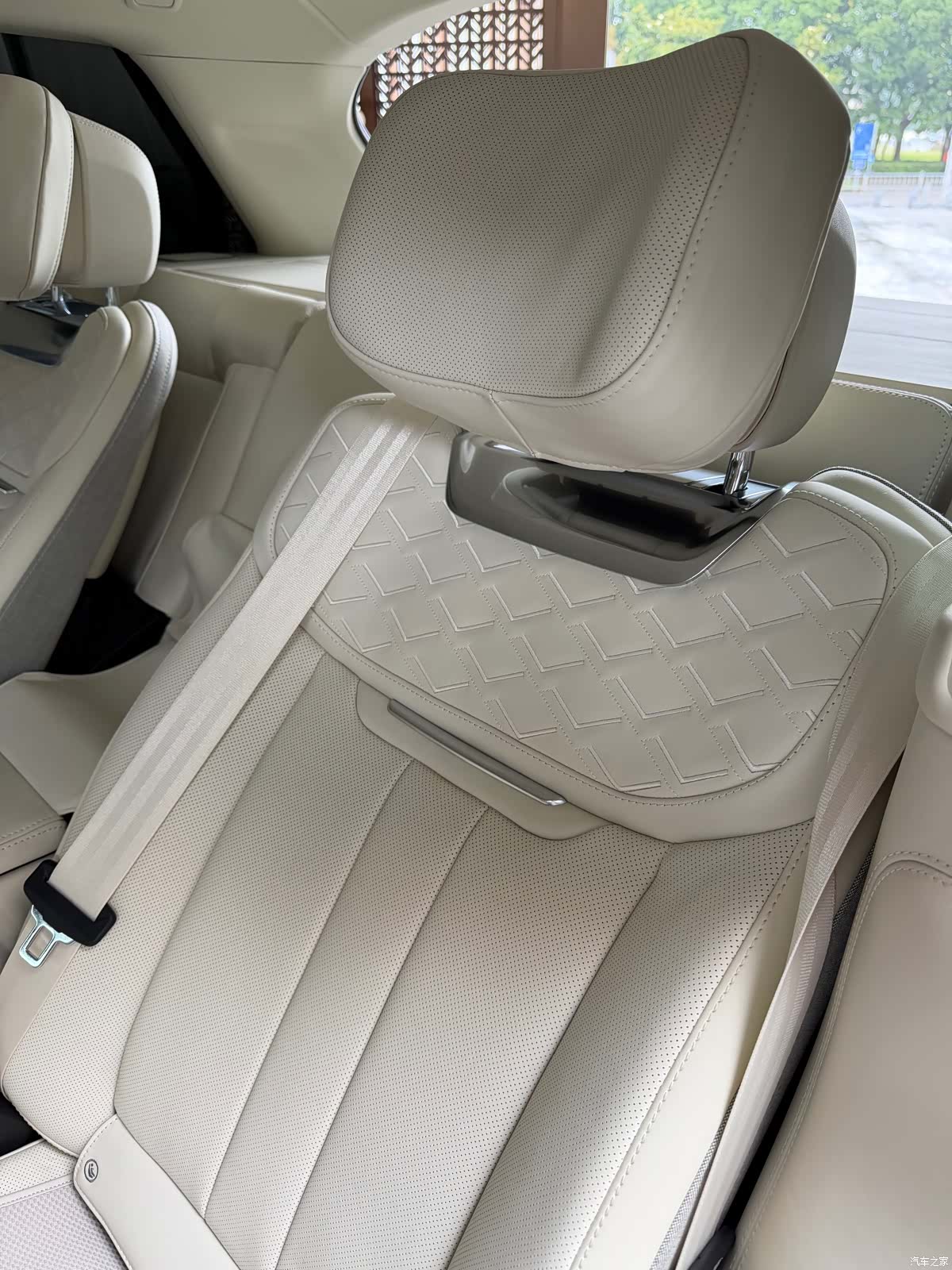 Land Rover Range Rover, 2024 3