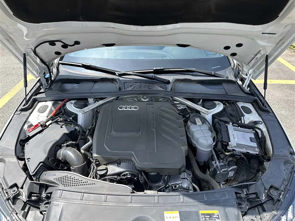 Audi A4L, 2024 9