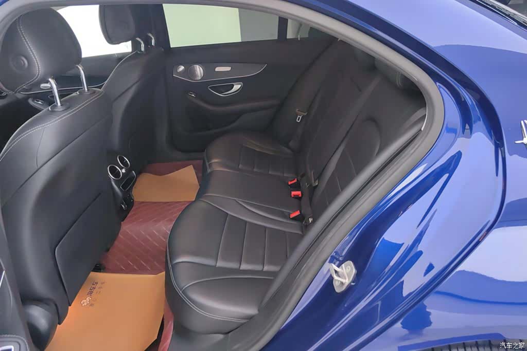 Mercedes-Benz C-Class, 2020 11