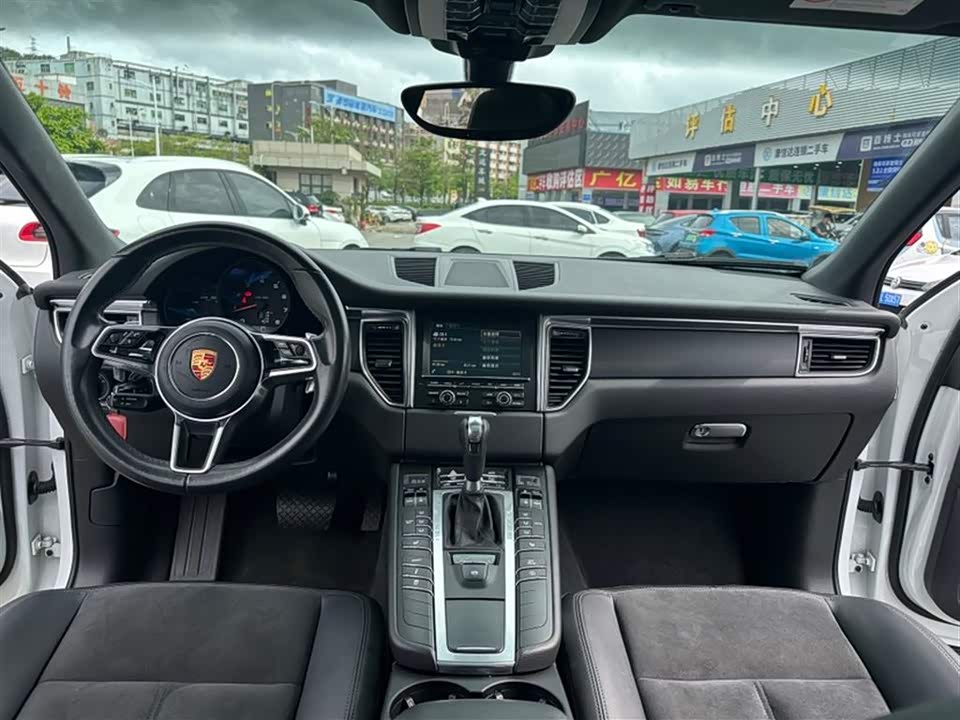 Porsche Macan Porsche Macan