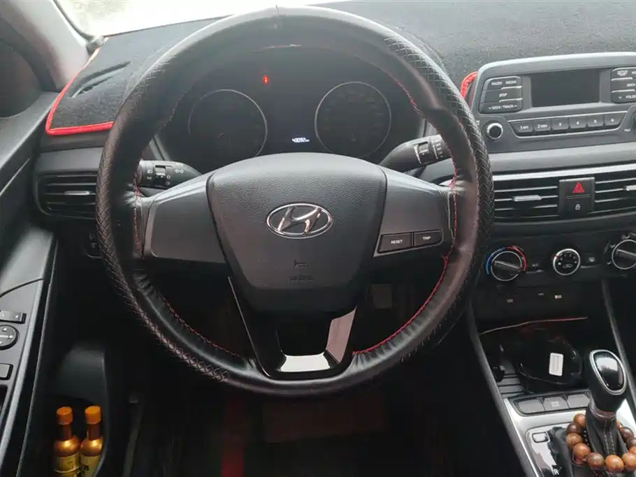 Hyundai Yuedong