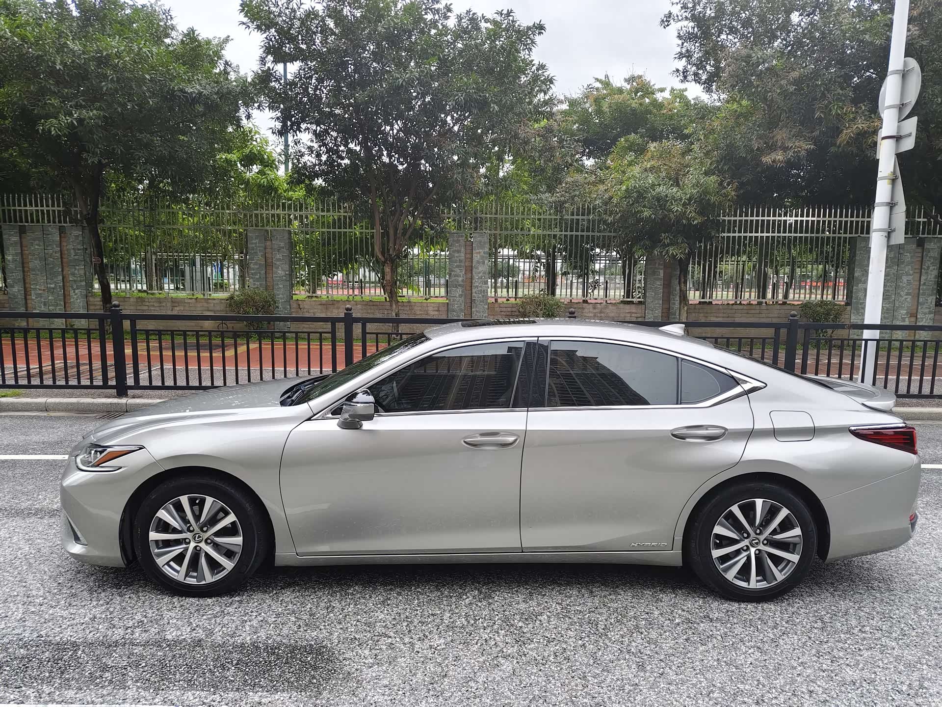 Lexus ES, 2020 7