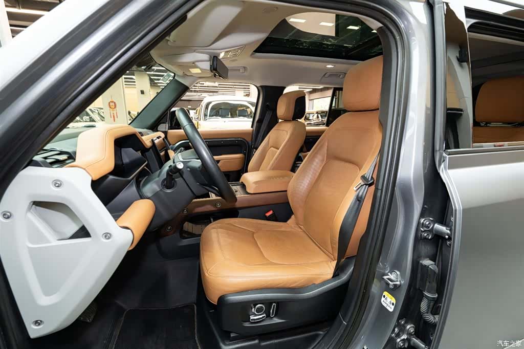Land Rover Defender, 2023 8