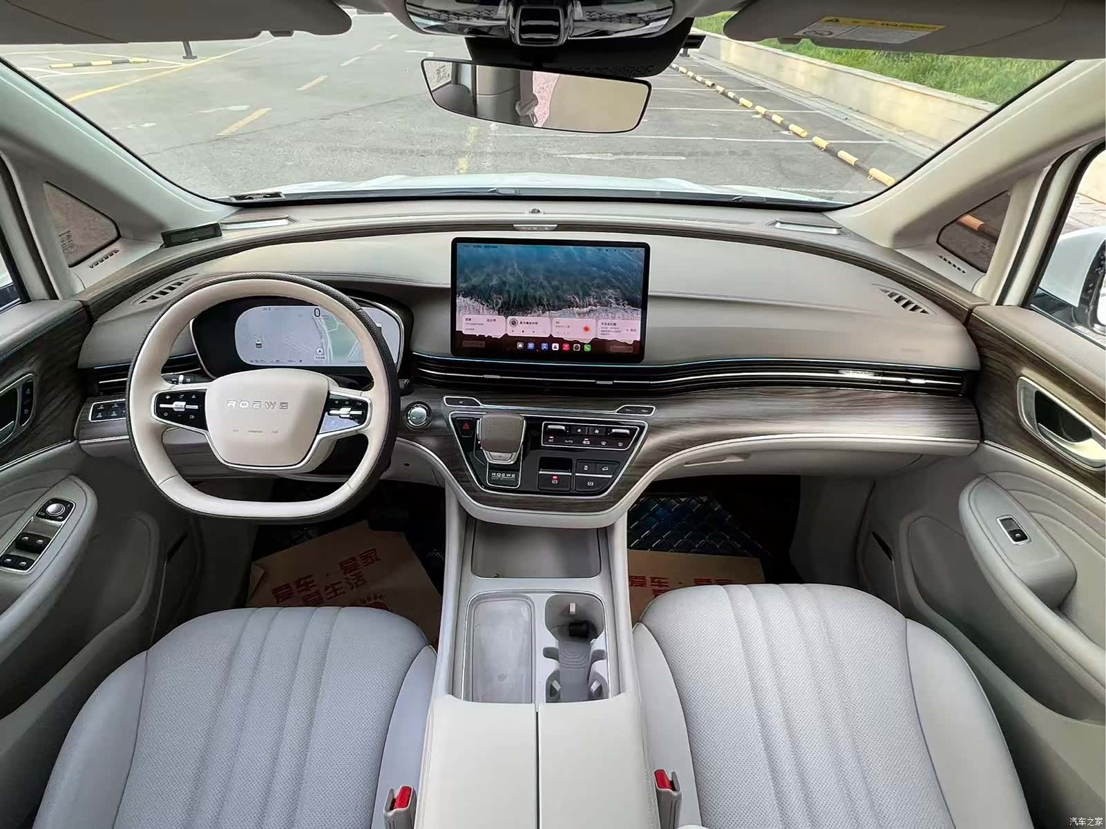 Roewe iMAX8, 2025 все фото
