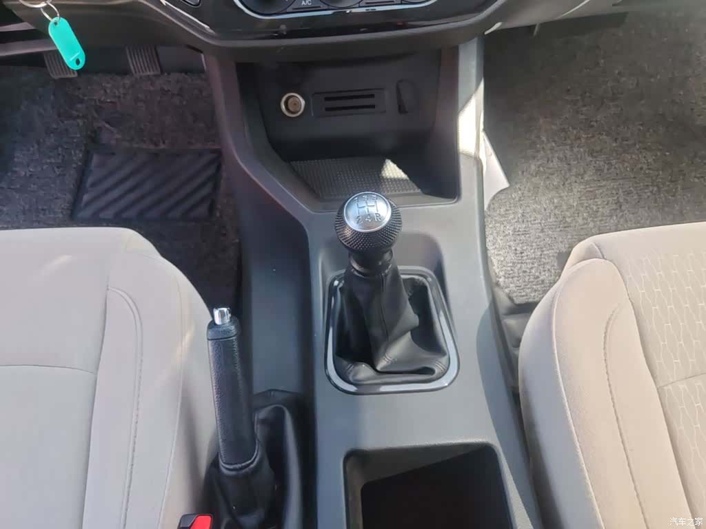 DongFeng M5L, 2025 14