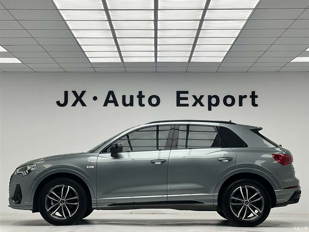 Audi Q3, 2022 21