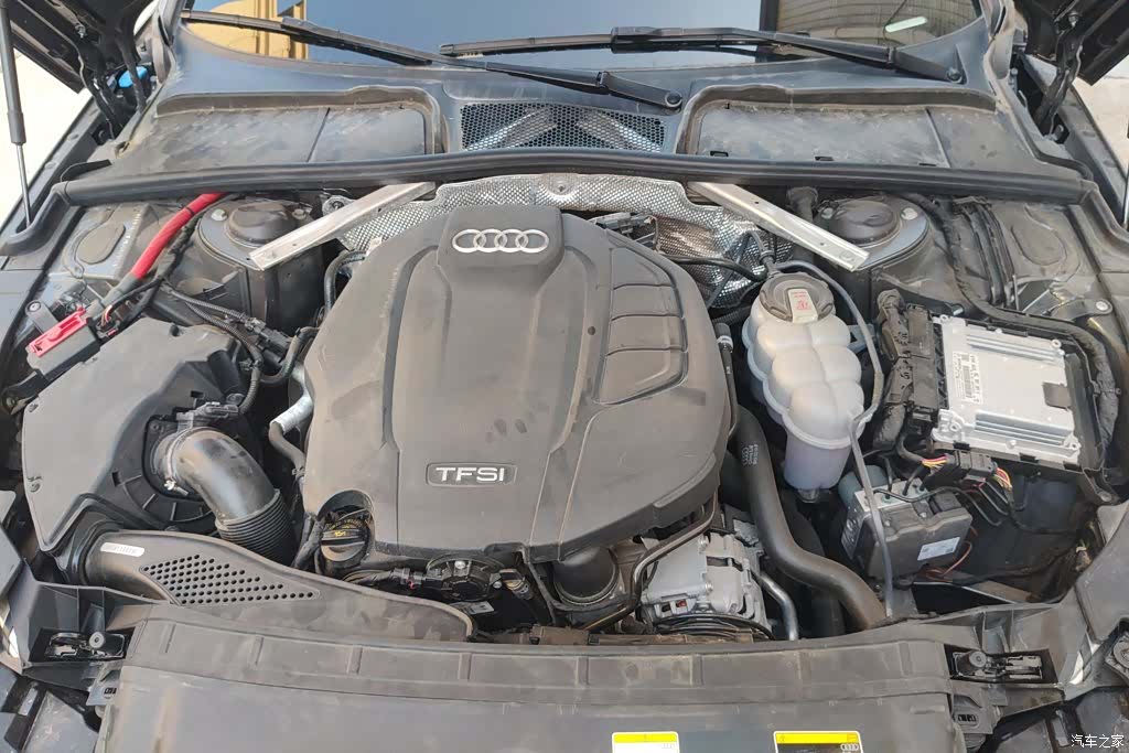 Audi A4L, 2021 10