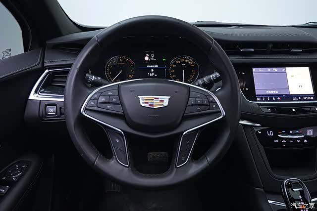 Cadillac XT5, 2020 8