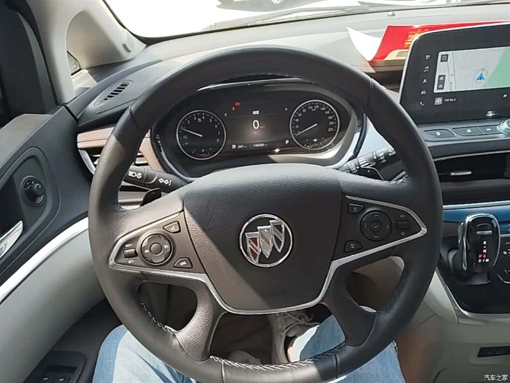 Buick GL8, 2022 11