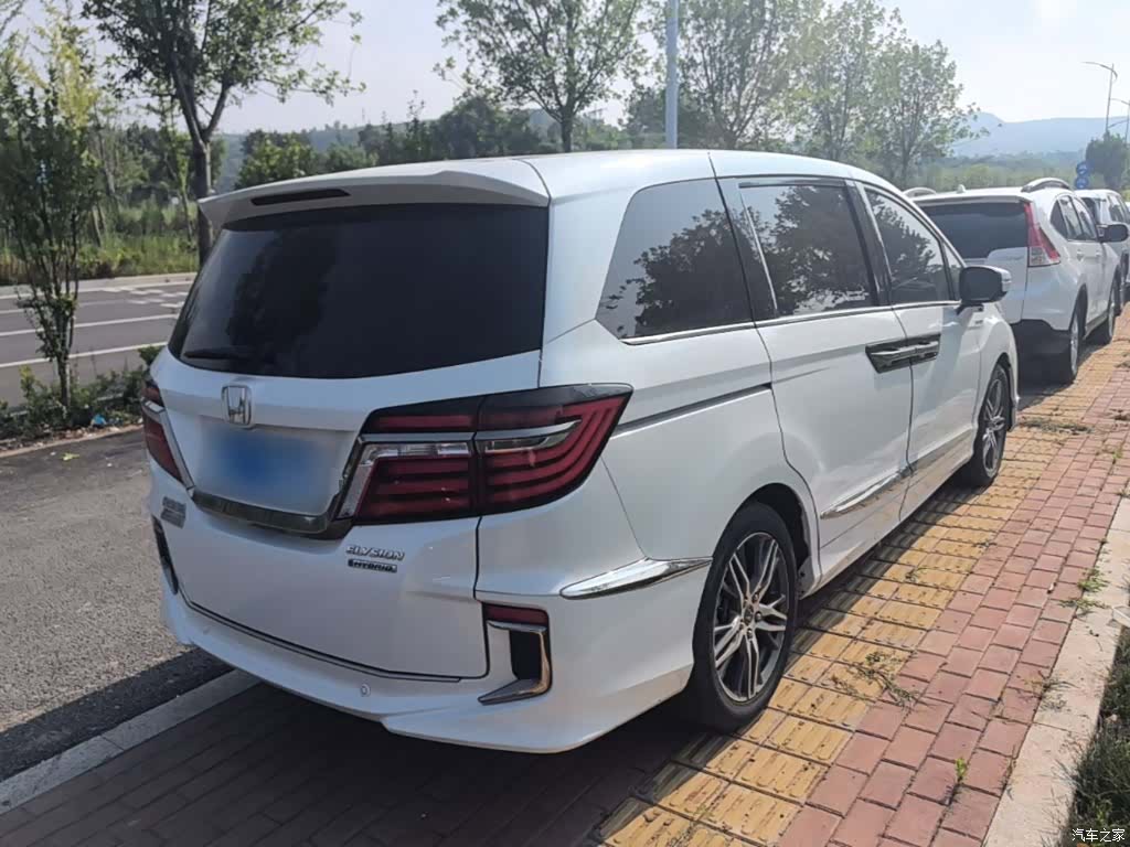 Honda Elysion, 2026 7