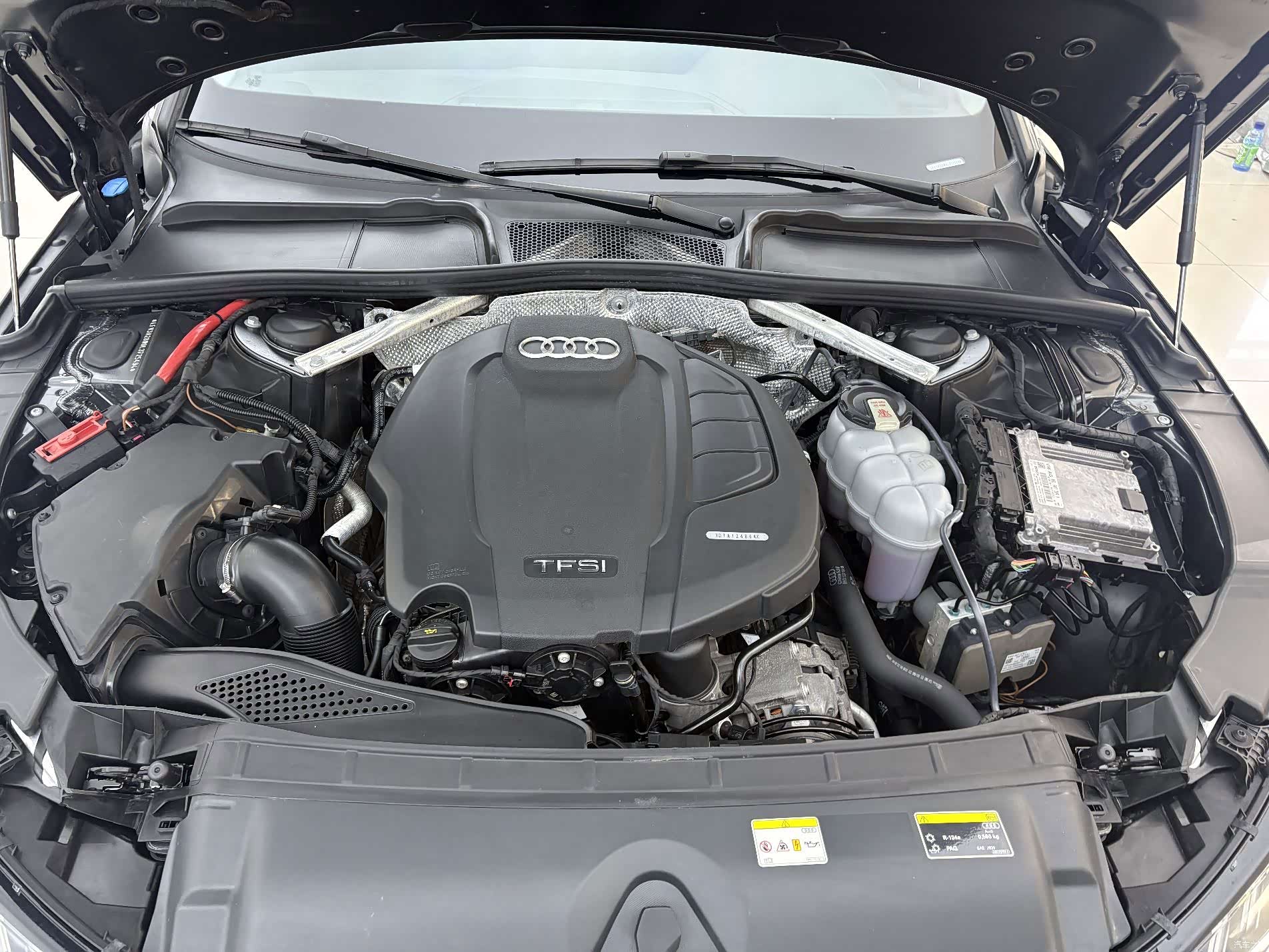Audi A4L, 2021 6