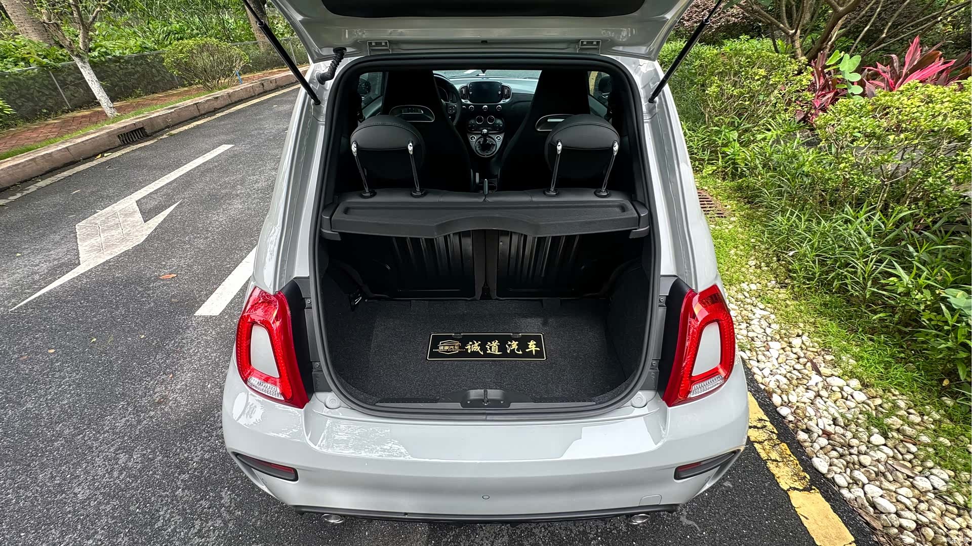 Abarth 595, 2023 9
