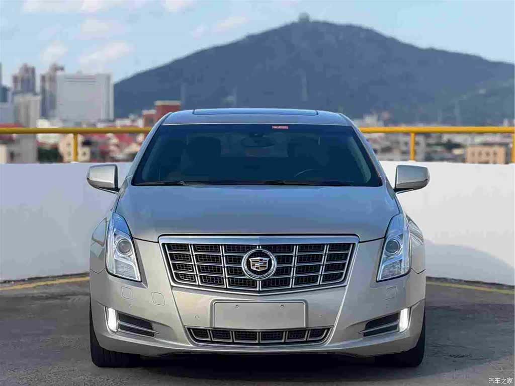 Cadillac XTS, 2015 3