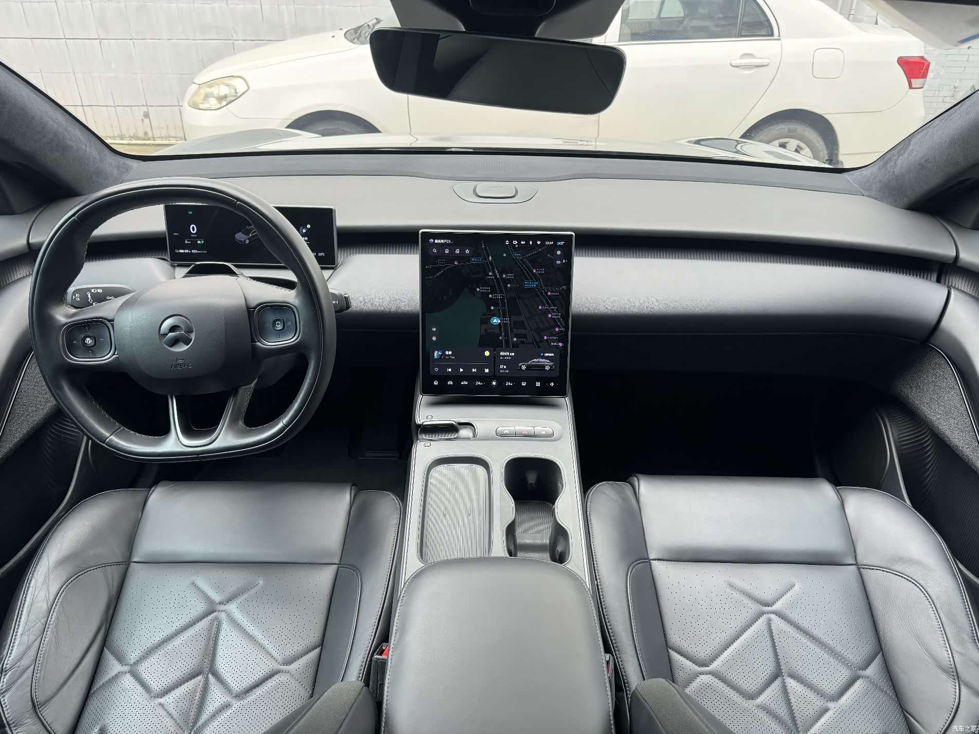 NIO ET5, 2022 10