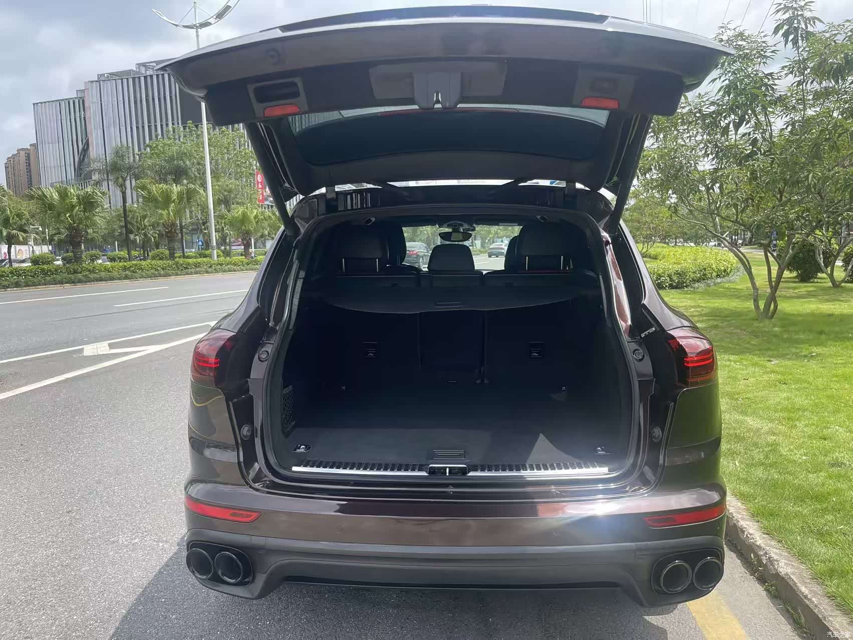 Porsche Cayenne, 2017 8