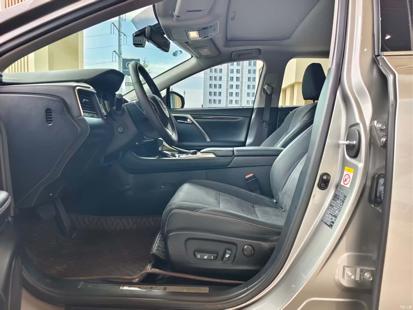 Lexus RX, 2019 6
