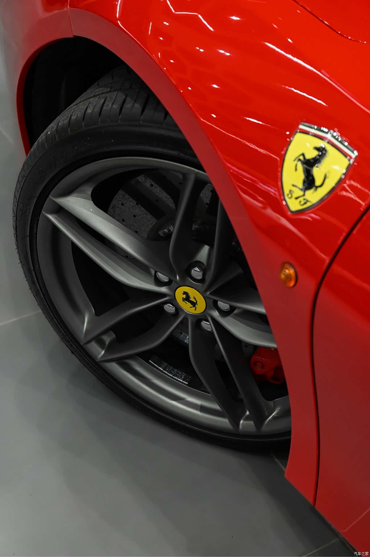 Ferrari 488, 2018 19