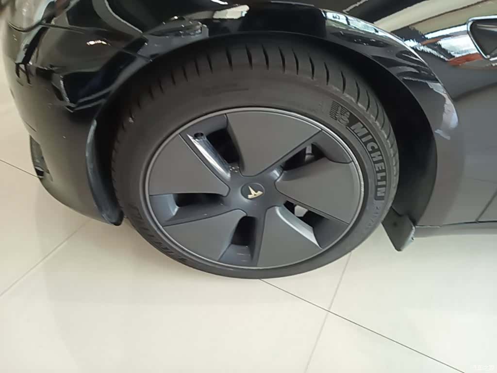 Tesla Model 3, 2022 23
